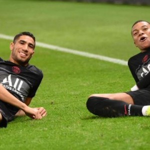 2026世界杯直播app下载-【复盘】30分钟好球换来逆转 巴黎进攻需要两翼齐飞